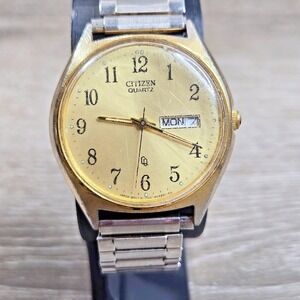 Citizen Quartz Gold Tone Day Date Men's Watch 1100-S63812 Tested New Battery